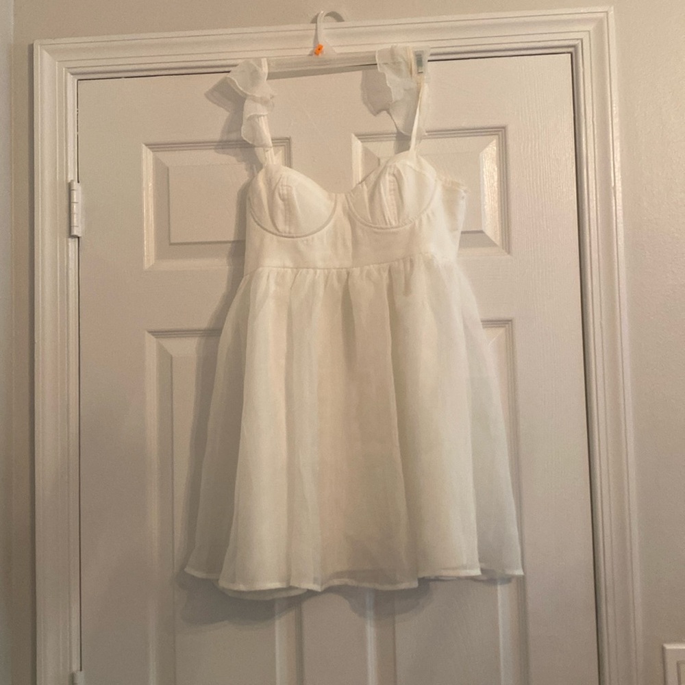 Lelia collection white mini dress